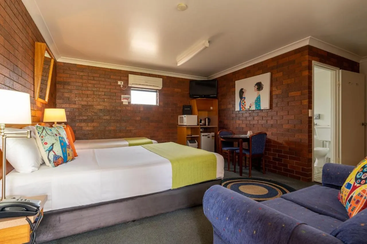 Country Pathfinder Motor Inn Dalby Motel