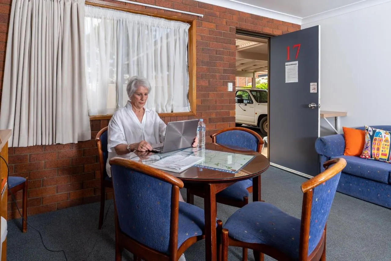 Country Pathfinder Motor Inn Dalby Motel