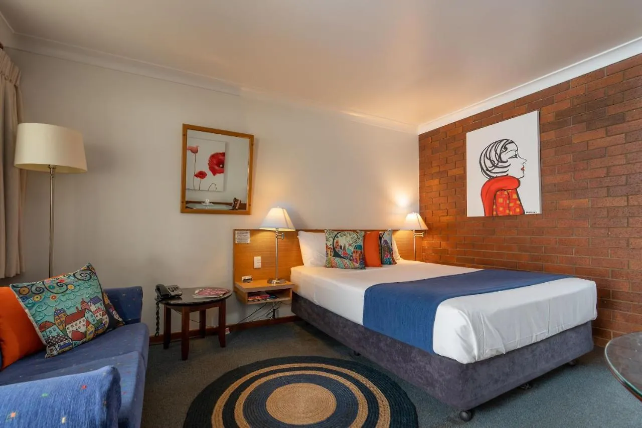 Country Pathfinder Motor Inn Dalby