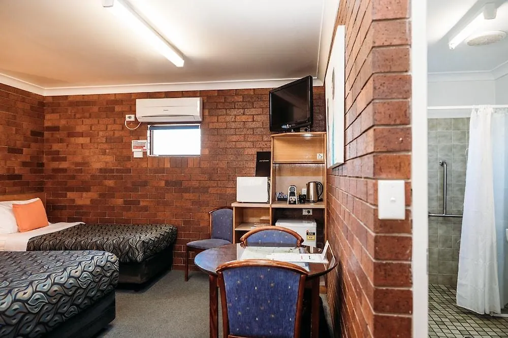 Country Pathfinder Motor Inn Dalby Australia
