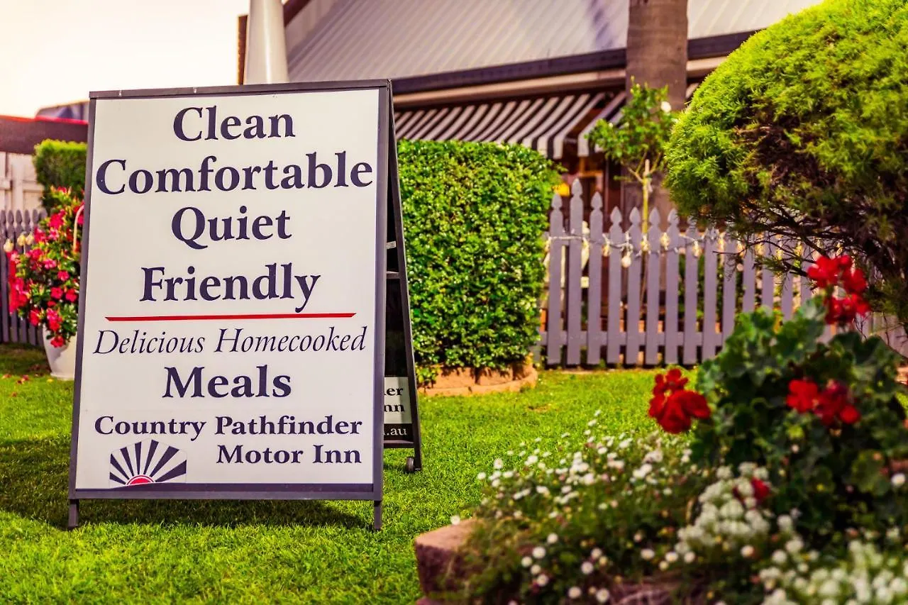 Country Pathfinder Motor Inn Dalby