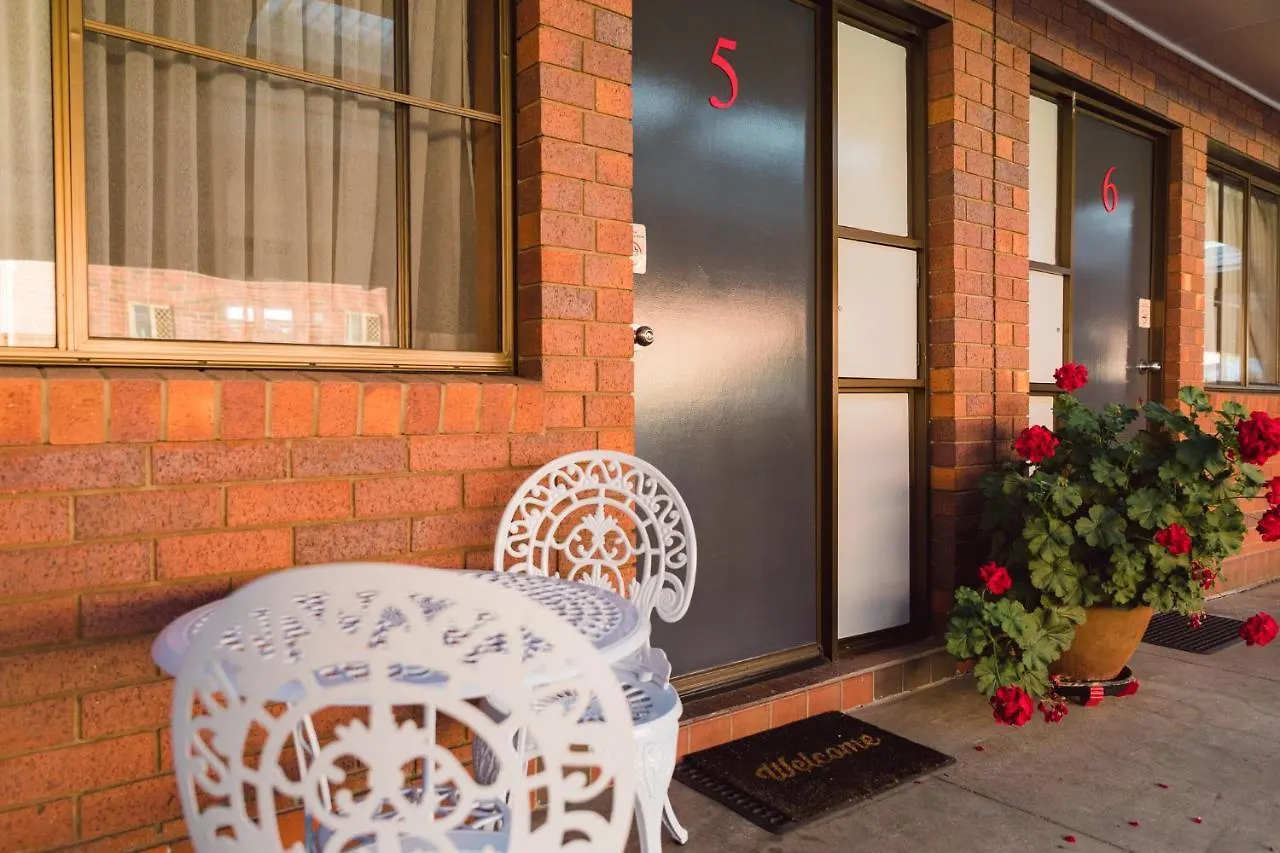 *** Motel Country Pathfinder Motor Inn Dalby Australia